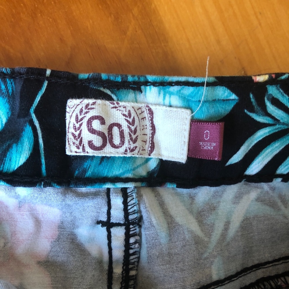 Aloha Shorts - Picture 3 of 3